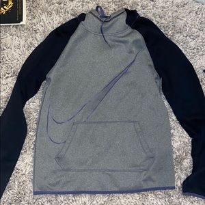 Dryfit Nike Sweatshirt